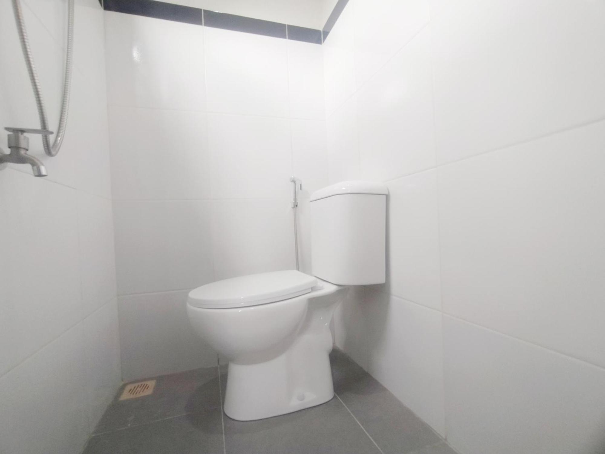 Hotel Reddoorz Syariah Near Stasiun Purwokerto Exterior foto
